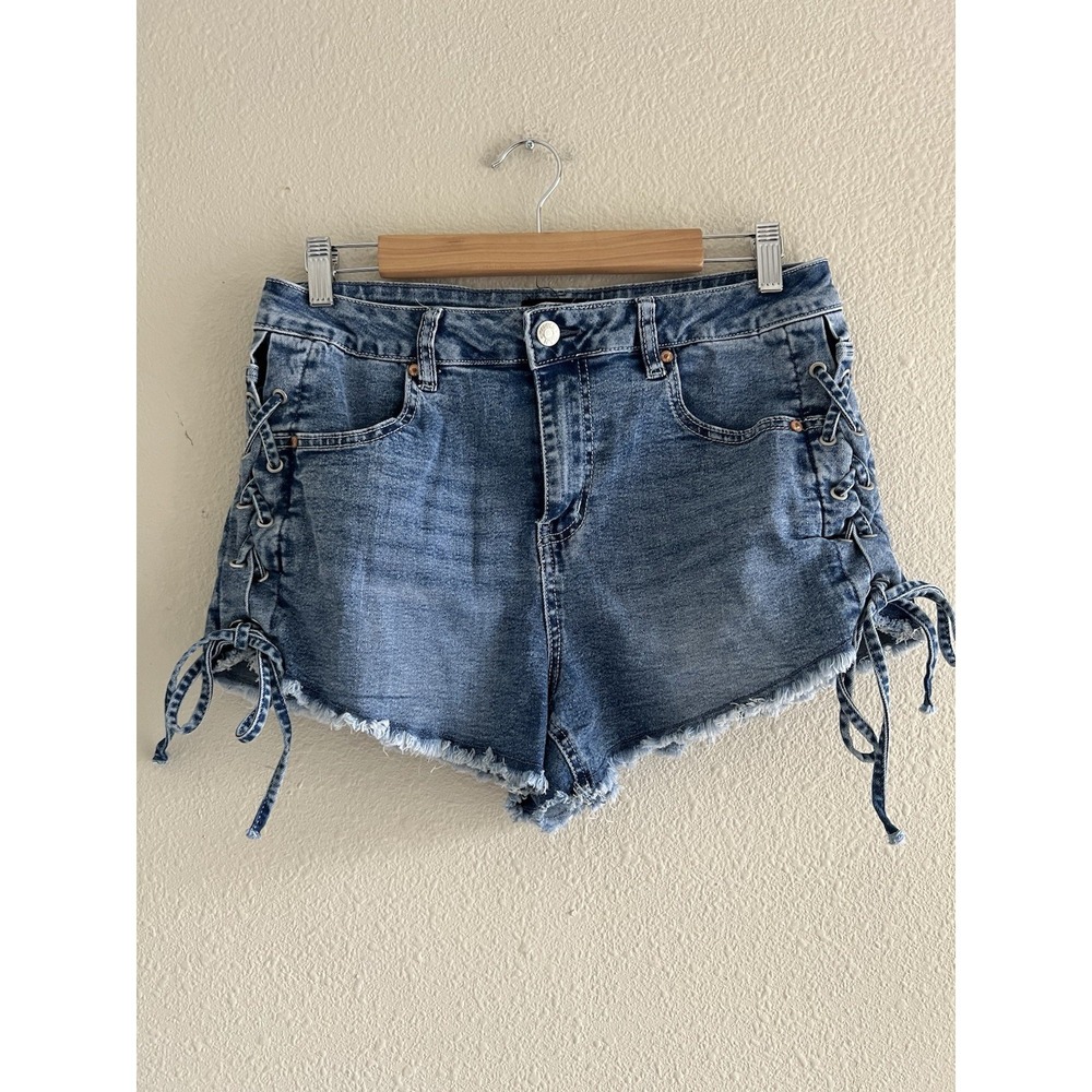 Madden NYC Lace Up Denim Shorts Women's 10 Frayed Hem Baddie Summer Vacation